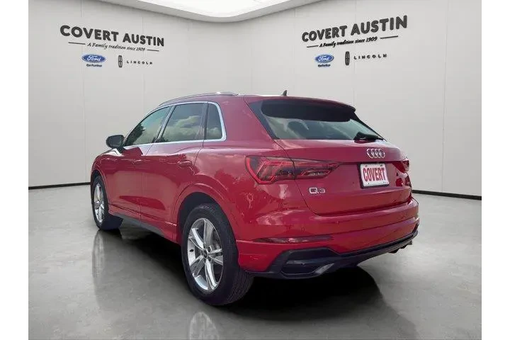 $26441 : Audi Q3 2022 AWD quattro S l image 7