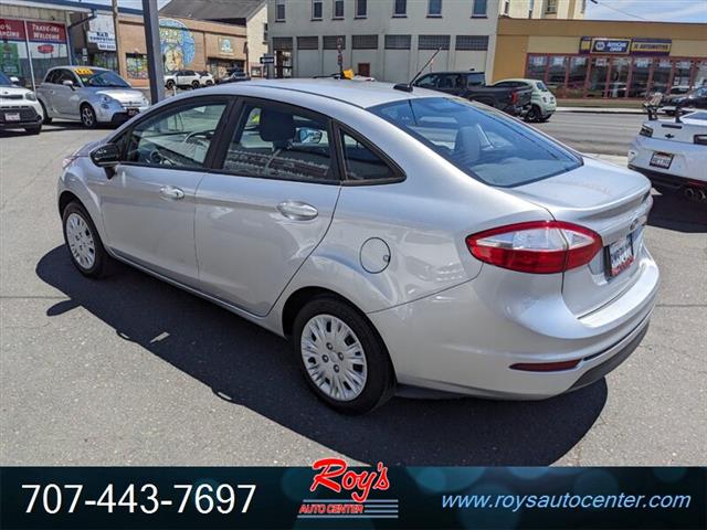 $8995 : 2017 Fiesta S Sedan image 6