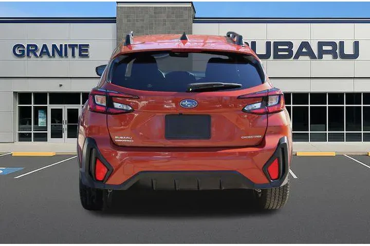 $28490 : Subaru Crosstrek 2025 AWD Pr image 8