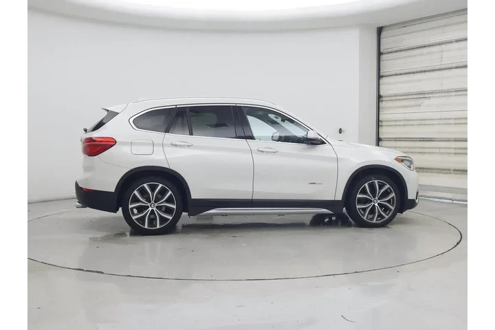 $16998 : BMW X1 2016 AWD xDrive28i 4d image 7