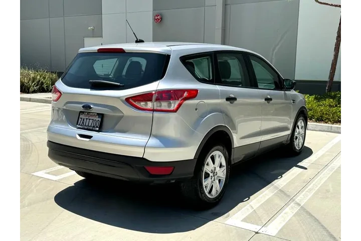 2014 Escape S FWD image 7