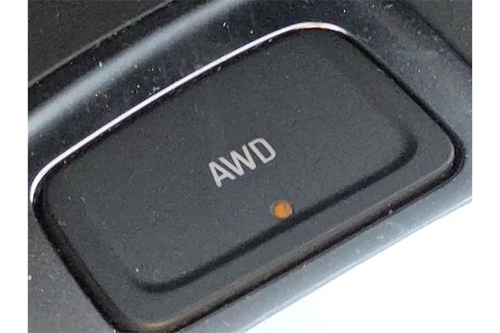 $21599 : Chevrolet Equinox 2024 4x4 L image 8