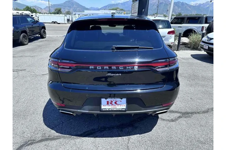 $35910 : 2021 Macan image 7