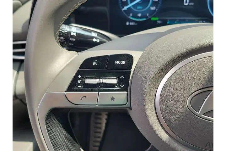 $22313 : Hyundai ELANTRA Hybrid 2025 image 7