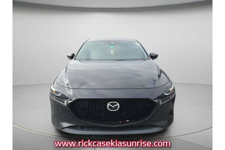 $18931 : Mazda Mazda3 Hatchback 2021 image 3