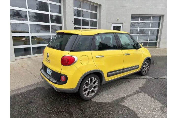 $7299 : FIAT 500L 2014 Trekking 4dr image 4