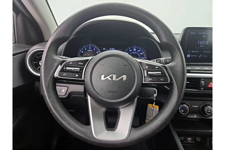 $18998 : Kia Forte 2024 LXS 4dr Sedan image 10