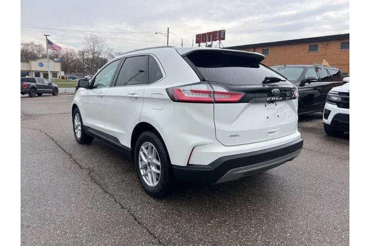 $26388 : Ford Edge 2023 AWD ST-Line 4 image 6