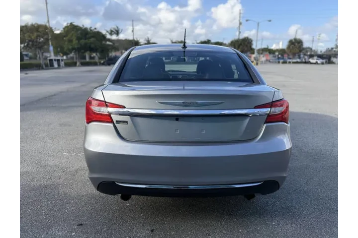 $5999 : 2013 200 Limited image 8