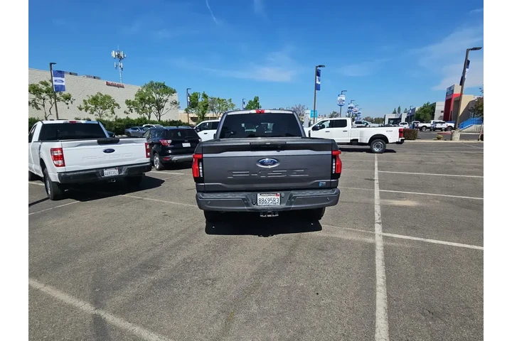 $35500 : Ford F-150 Lightning 2023 AW image 7