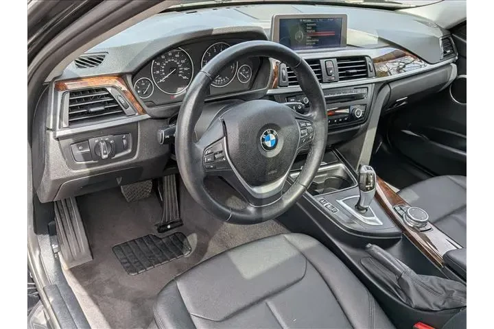 $13040 : BMW 3 Series 2014 328i 4dr S image 10