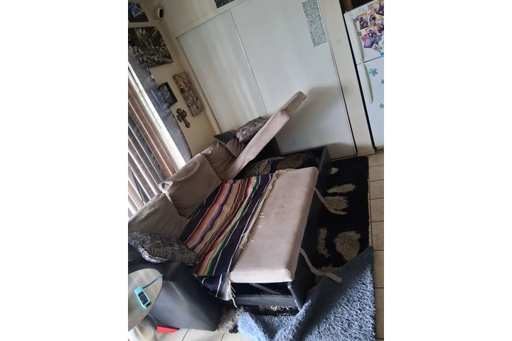 SOFA & CAMA image 2
