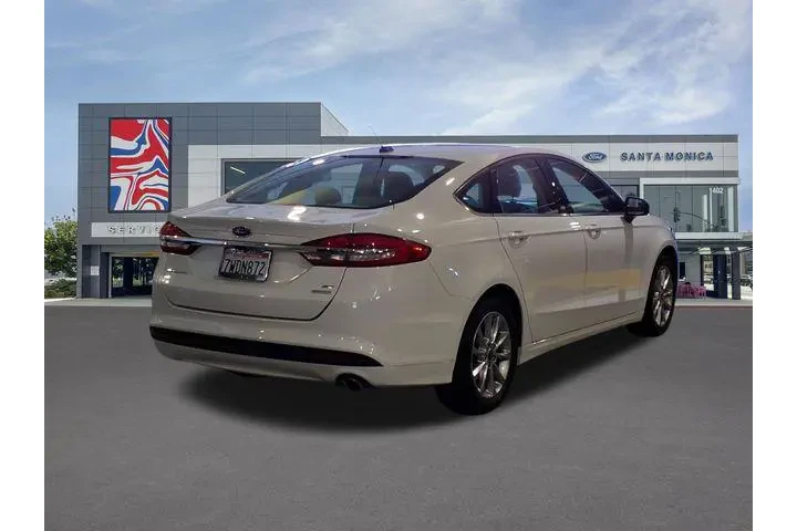 $10998 : Ford Fusion 2017 SE 4dr Seda image 4