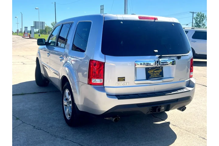 $7999 : 2015 Pilot EX-L 4WD 5-Spd AT image 2