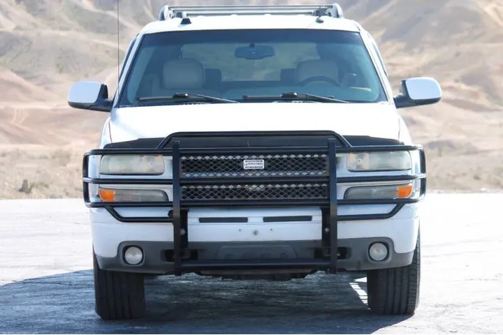 $6995 : 2004 Suburban 1500 Z71 image 3