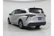 $37998 : Toyota Sienna 2023 LE 8-Pass thumbnail
