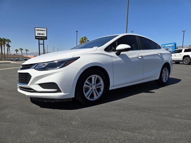 $13901 : Pre-Owned 2017 CRUZE LT image 3