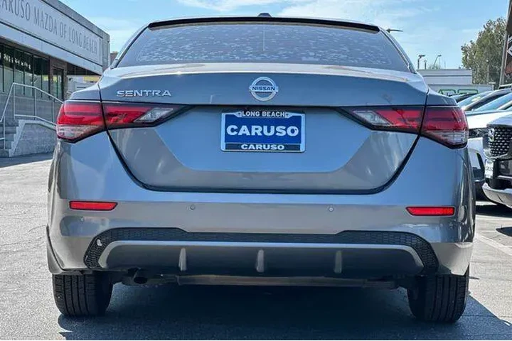 $12026 : Nissan Sentra 2020 SV 4dr Se image 4