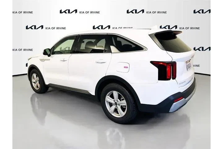 $27843 : Kia Sorento 2025 LX 4dr SUV image 5