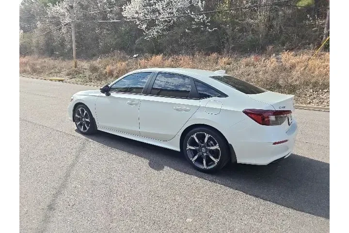 $29990 : Honda Civic Hybrid 2025 Spor image 4