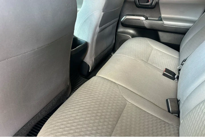 $32900 : Toyota Tacoma 2021 4x4 SR V6 image 7