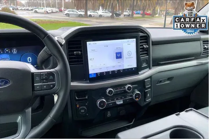 $39985 : Ford F-150 2025 4x4 XLT 4dr image 6