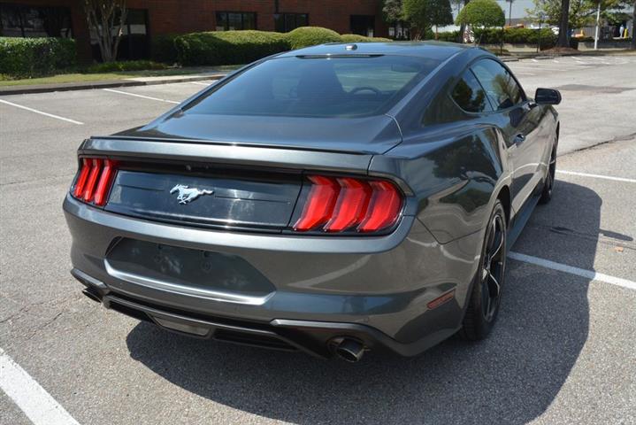 2018 Mustang EcoBoost image 7