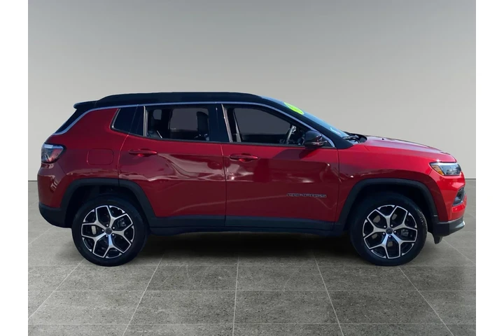 $32235 : Jeep Compass 2025 4x4 Limite image 6
