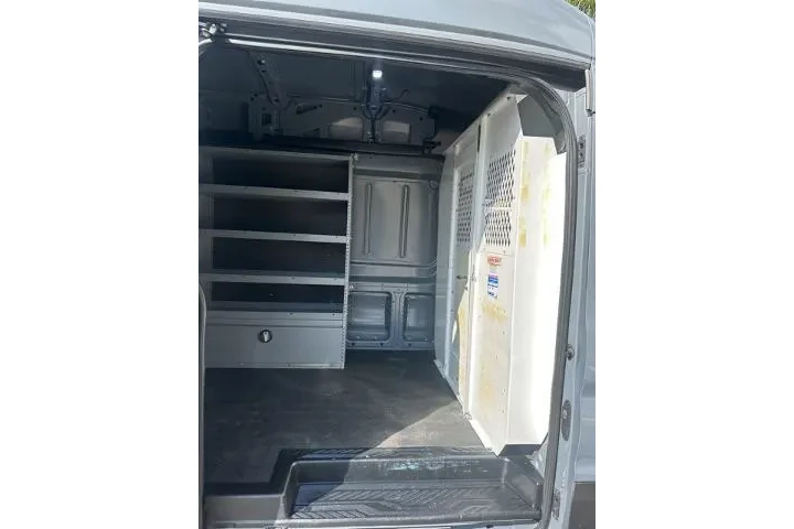 $29900 : Ford Transit 2022 250 3dr LW image 6