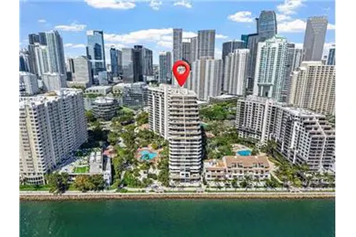 $14000 : Rental property with 2 bedro image 5