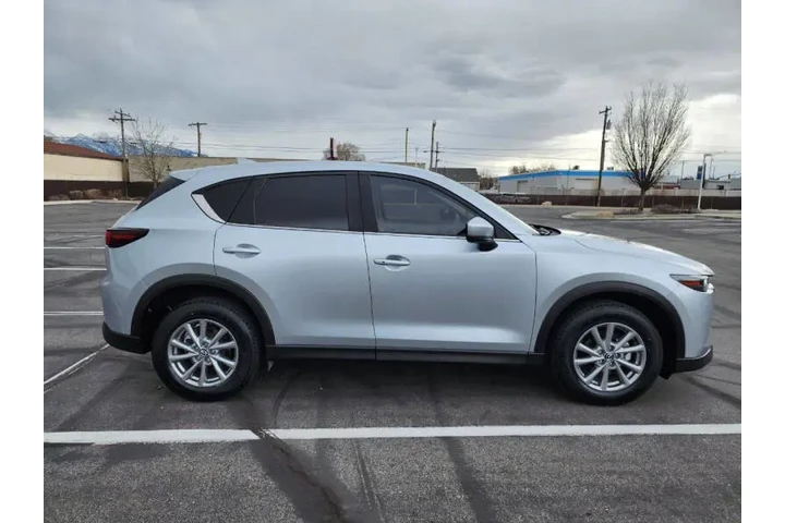$20800 : 2022 CX-5 2.5 S Select image 10