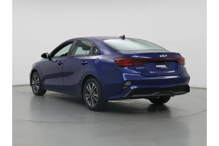 $19998 : Kia Forte 2023 LXS 4dr Sedan image 2