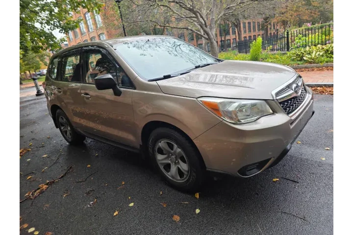 $11995 : 2015 Forester 2.5i image 9