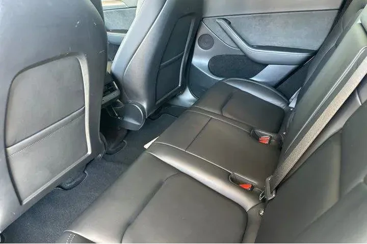 $33900 : Tesla Model Y 2023 AWD Perfo image 7