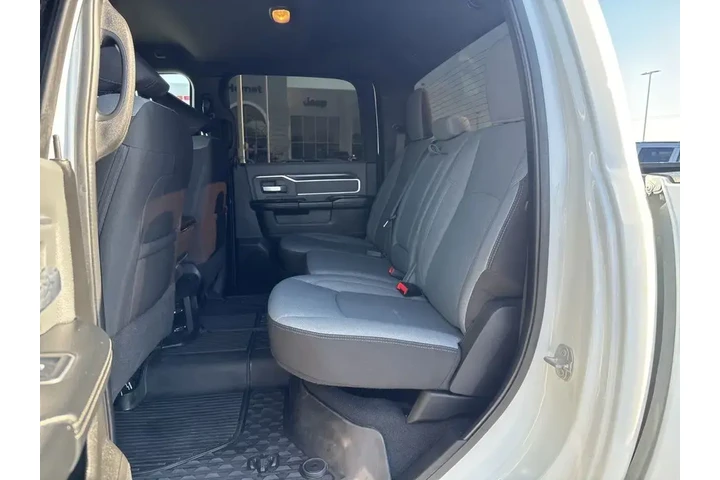 $39916 : Ram 2500 2023 4x4 Big Horn 4 image 3