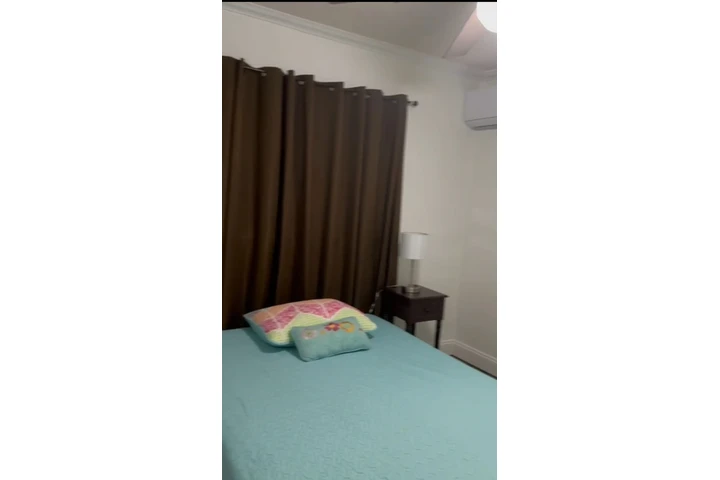 $1550 : Studio 1/1 Con Entrada Privada image 4