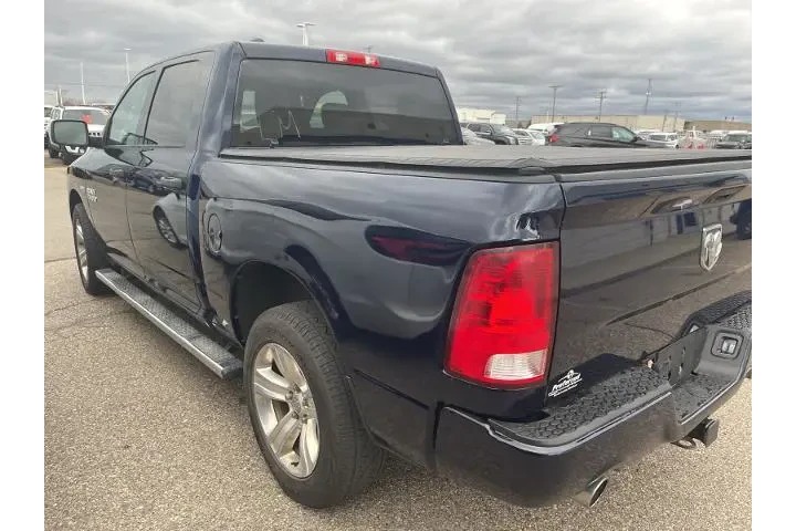 $17500 : Ram 1500 2015 4x4 Express 4d image 9