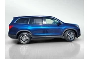 $21154 : Honda Pilot 2017 AWD EX-L 4d thumbnail