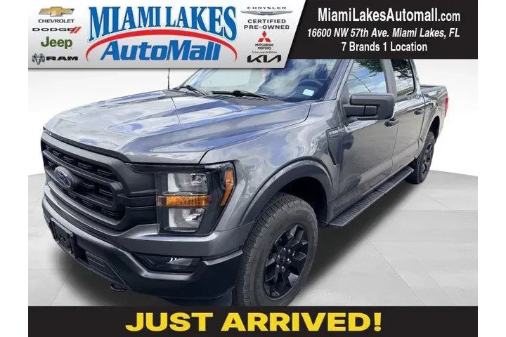 $33411 : Ford F-150 2023 4x4 XL 4dr S image 1