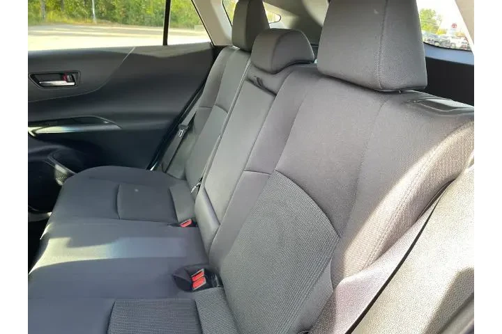 $26795 : Toyota Venza 2022 AWD LE 4dr image 8