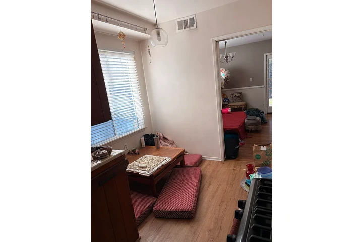 $1400 : North Hollywood 3 - 1.5 Listo image 8