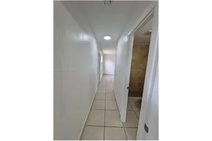 $1650 : Rental property with 2 bedro image 8