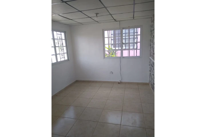 $220 : ALQUILER DE CASA image 3