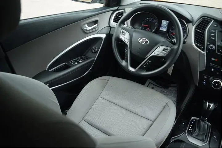 $8500 : Hyundai SANTA FE Sport 2015 image 2