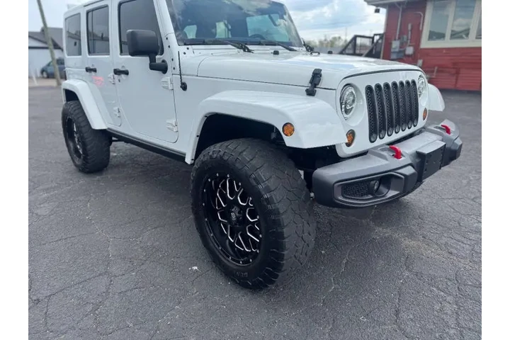 $16499 : 2013 Wrangler Unlimited Sahara image 10