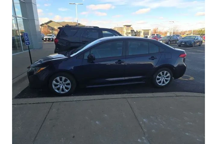 $18991 : Toyota Corolla 2023 LE 4dr S image 4