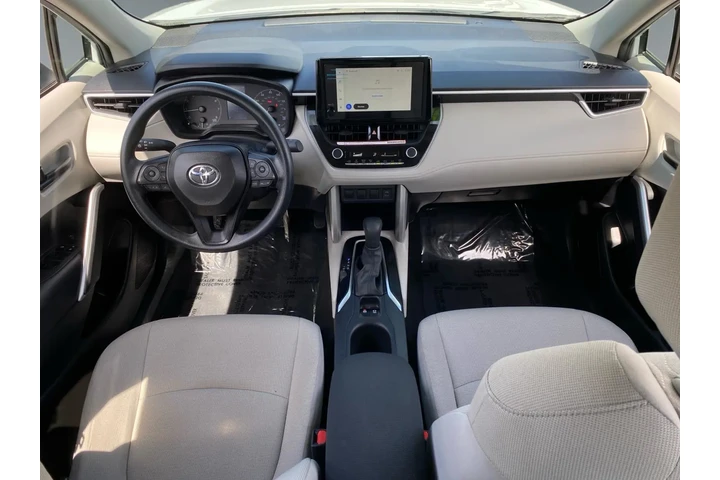 $29073 : Toyota Corolla Cross 2024 L image 10