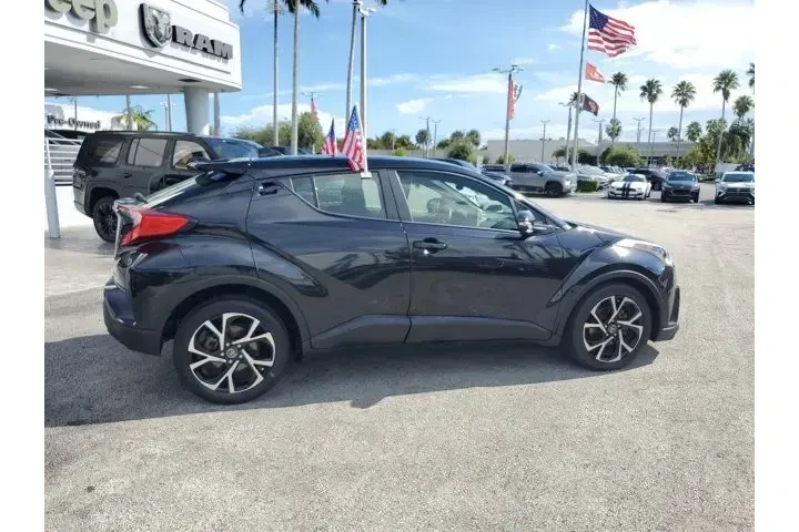 $12995 : Toyota C-HR 2019 LE 4dr Cros image 8