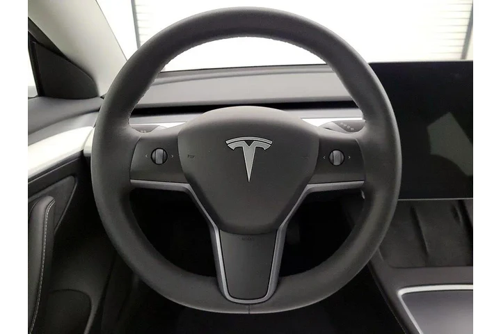 $31998 : Tesla Model 3 2023 4dr Sedan image 10