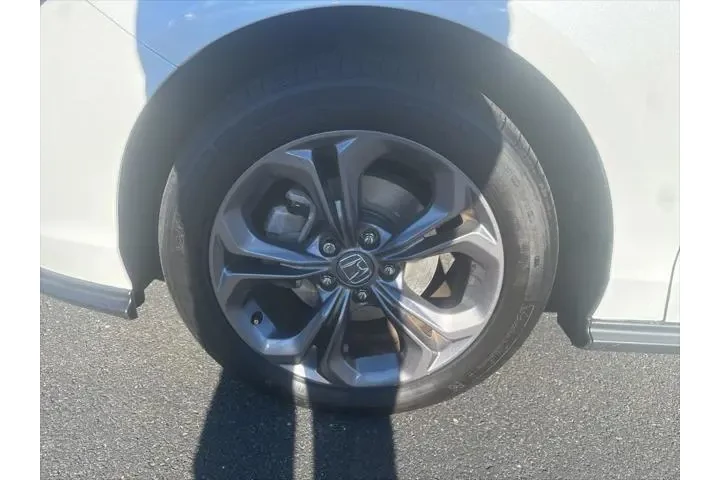 $23495 : Honda Accord 2023 EX 4dr Sed image 9